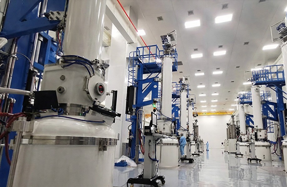 Single crystal silicon drawing production